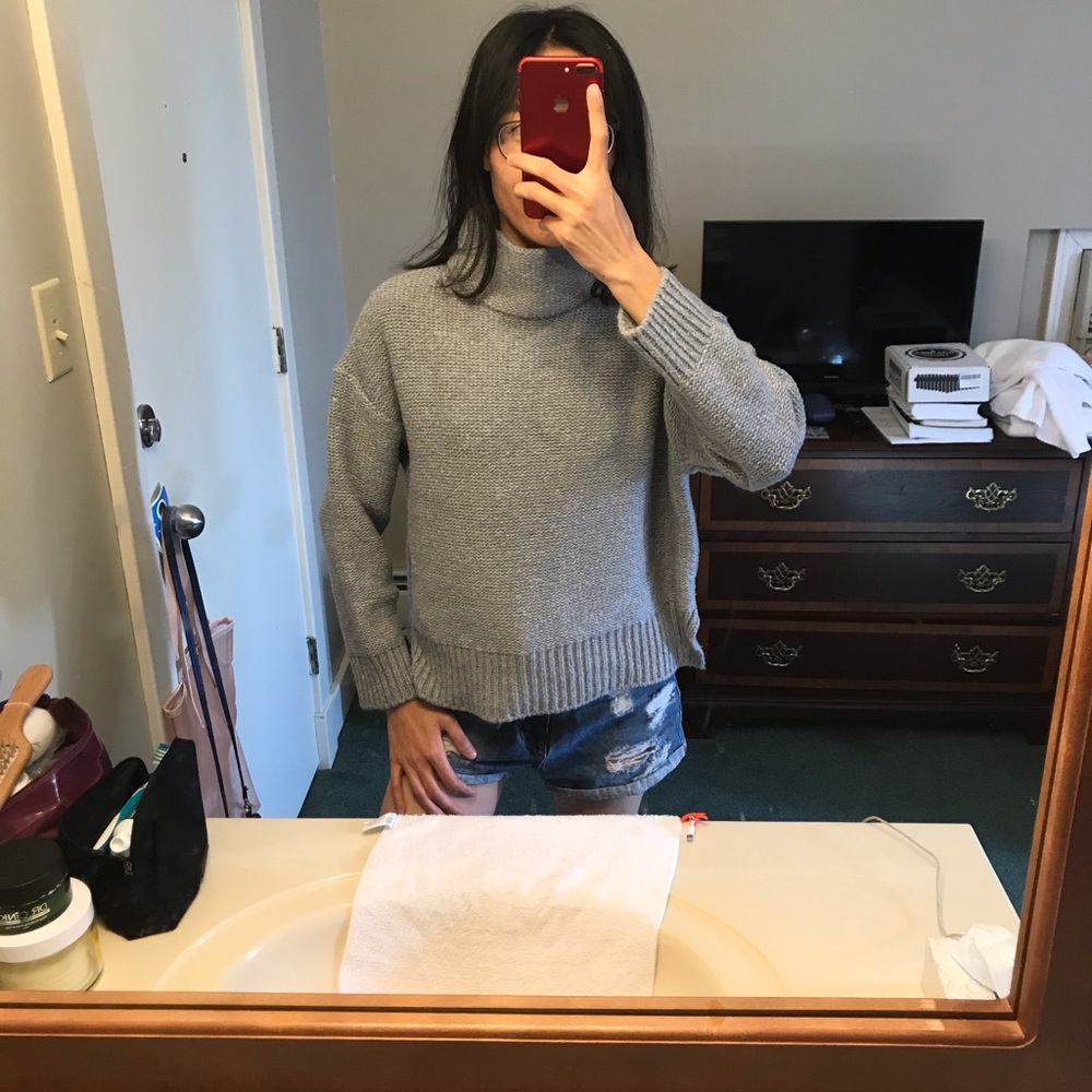 Sweater - Picture 2 of 4